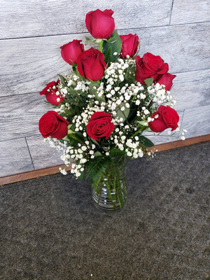 Classic's Original Dozen Red Roses –  Classic Floral, West Fargo ND